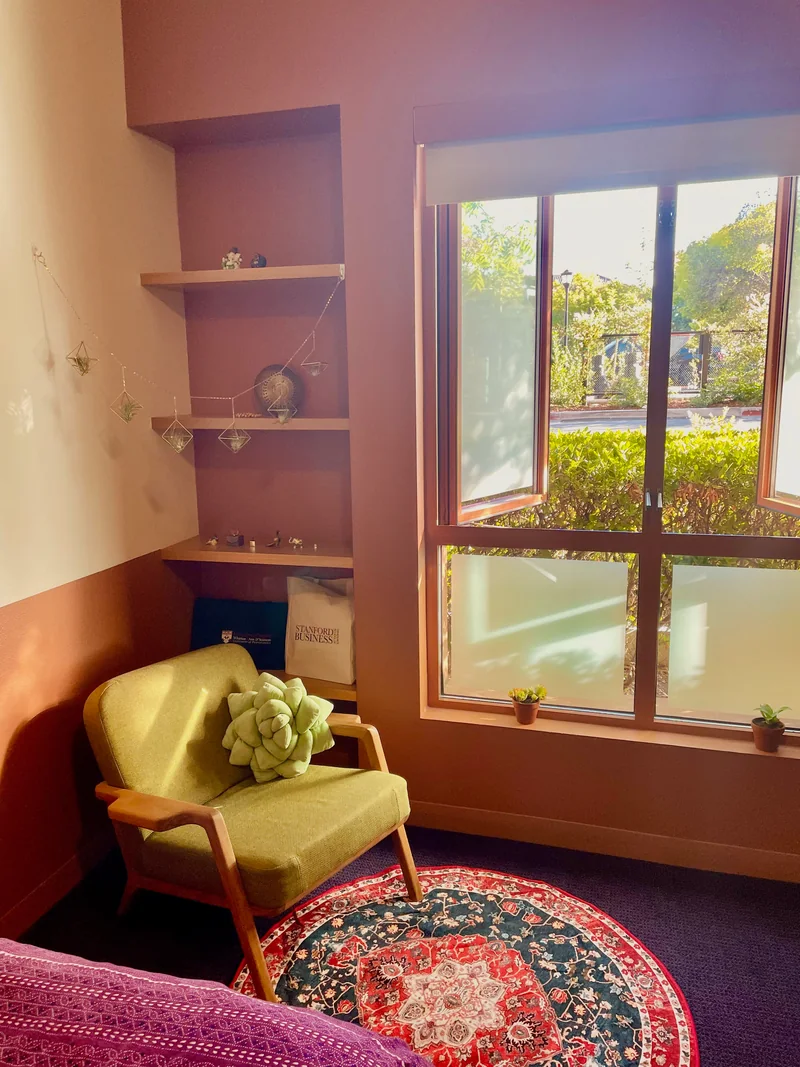 Green corner in dorm - spot all 8 living plants!
